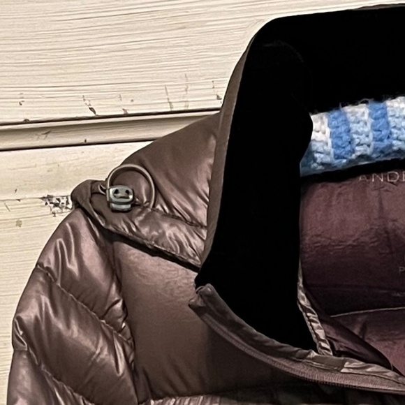 Andrew Marc Women's Champaign Color Hooded Zip Puffer Coat Size M - Picture 4 of 10